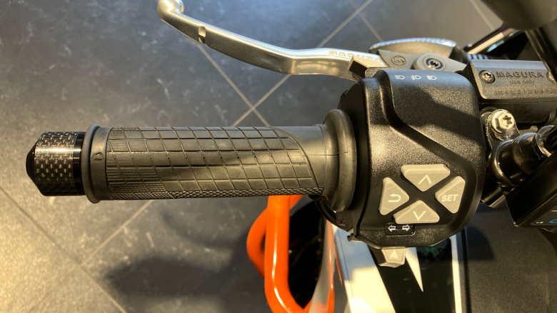 Ktm Duke 690 Duke (17MY)